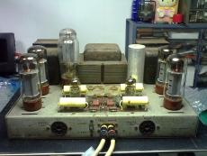 DYNAKIT  STEREO 70