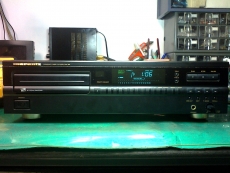 marantz  CD-52