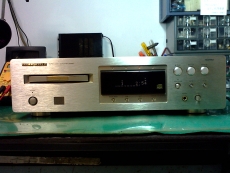 marantz  SA8260