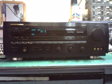 marantz  SR880